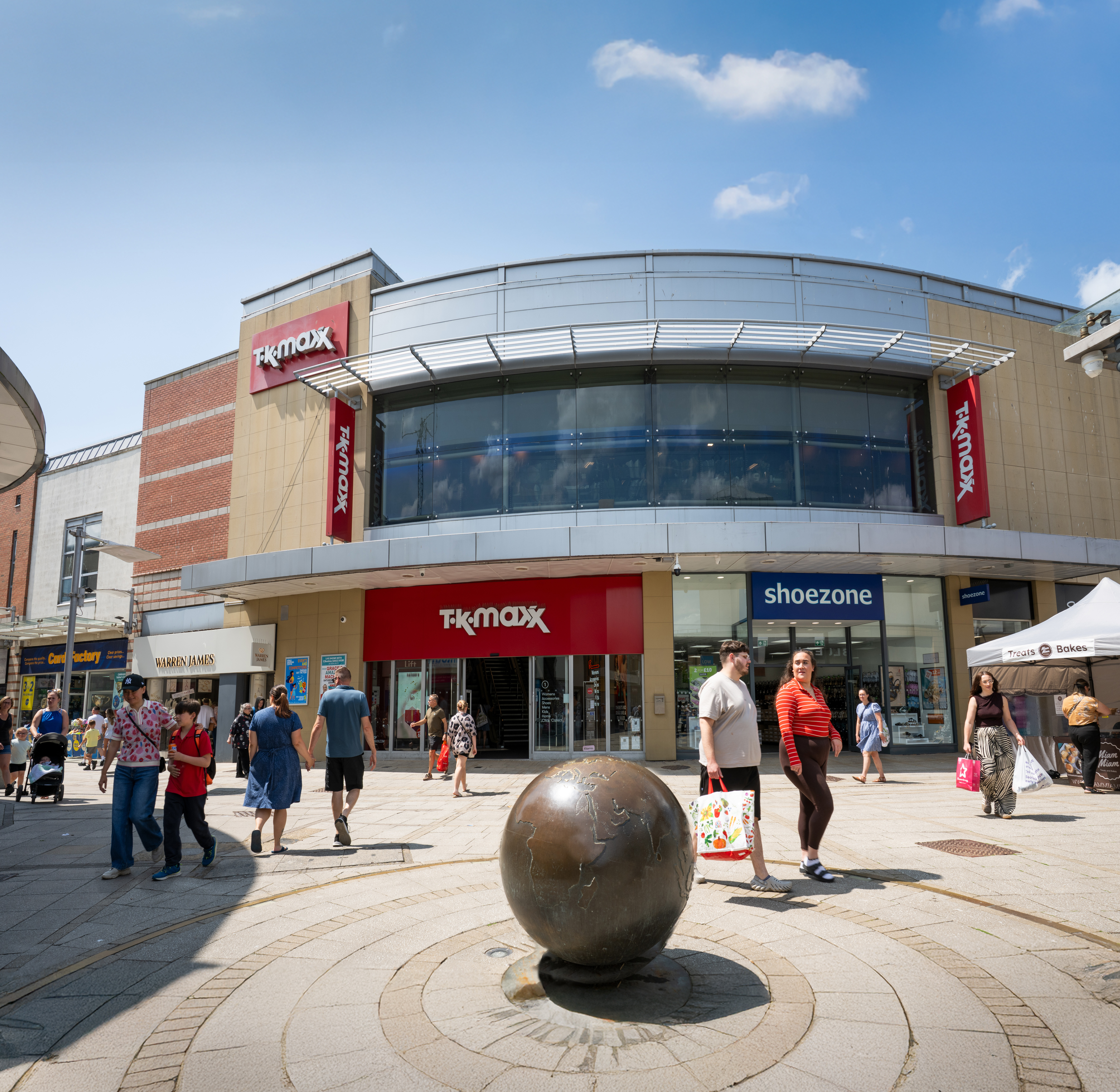 - vancouver_qtr_0002.jpg